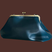 Carica l'immagine nel visualizzatore di Gallery, Ofelia In The City