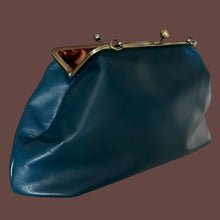 Carica l'immagine nel visualizzatore di Gallery, Ofelia In The City