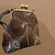 Carica l'immagine nel visualizzatore di Gallery, Elizabeth The Architect