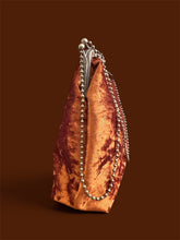 Carica l'immagine nel visualizzatore di Gallery, Babette October Pumpikin
