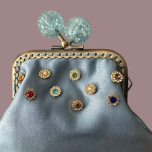 Load image into Gallery viewer, Il Mignon delle Meraviglie Gioiello Azzurro
