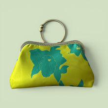 Load image into Gallery viewer, Beatrice Botanica Saint Barth
