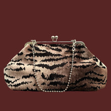 Carica l&#39;immagine nel visualizzatore di Gallery, Ofelia Zebra
