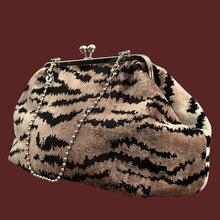 Carica l&#39;immagine nel visualizzatore di Gallery, Ofelia Zebra
