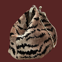 Carica l&#39;immagine nel visualizzatore di Gallery, Ofelia Zebra
