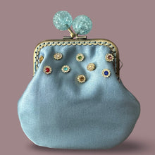 Load image into Gallery viewer, Il Mignon delle Meraviglie Gioiello Azzurro
