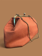 Load image into Gallery viewer, Ofelia Terracotta e Bronzo
