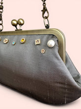 Load image into Gallery viewer, Amelí Mini Gioia dello Stregatto
