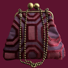 Load image into Gallery viewer, Elizabeth Geometrica
